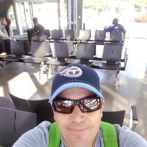 Meet your Posher, Christian